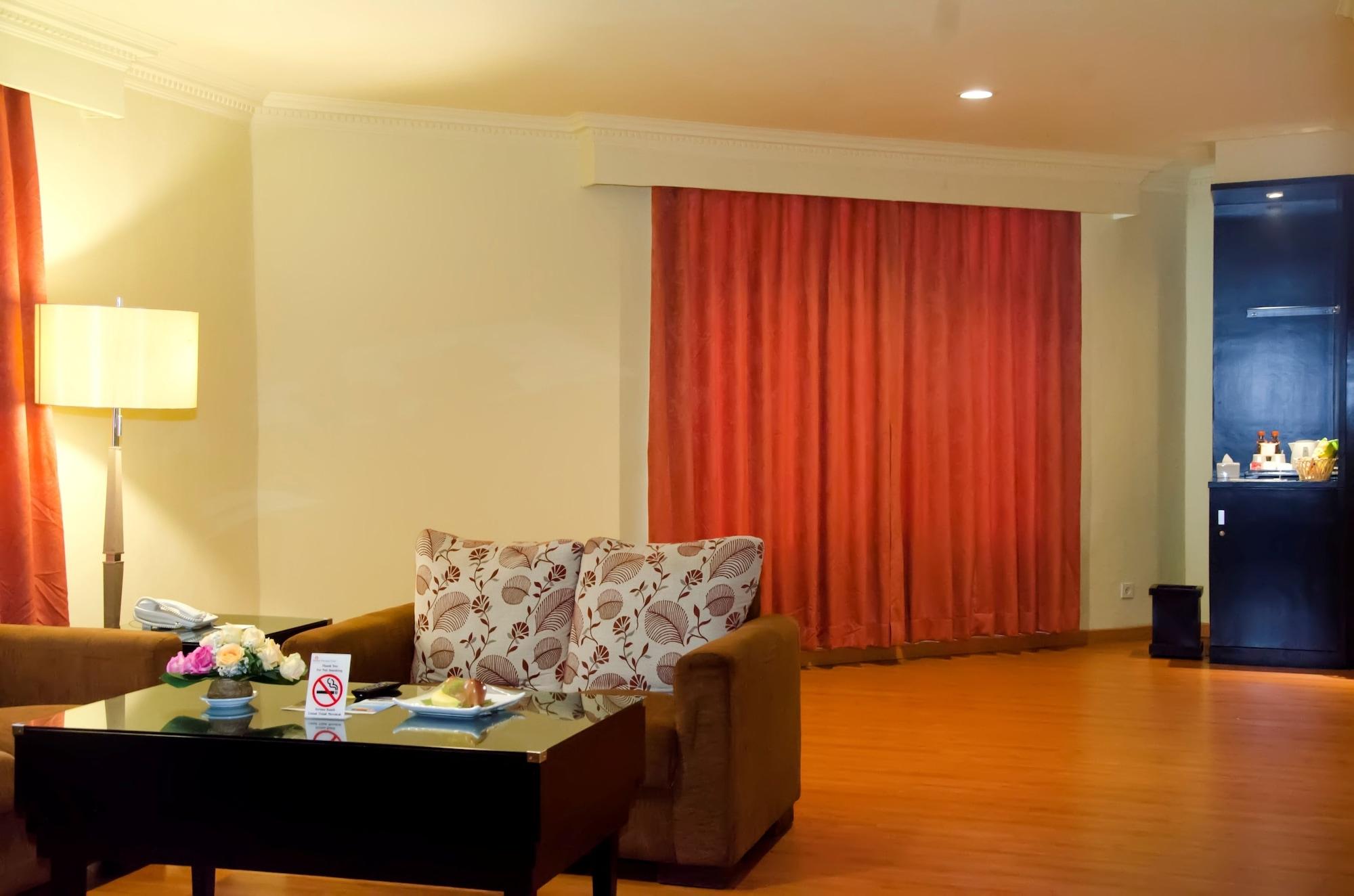 Sari Ater Kamboti Hotel Bandung Exterior foto