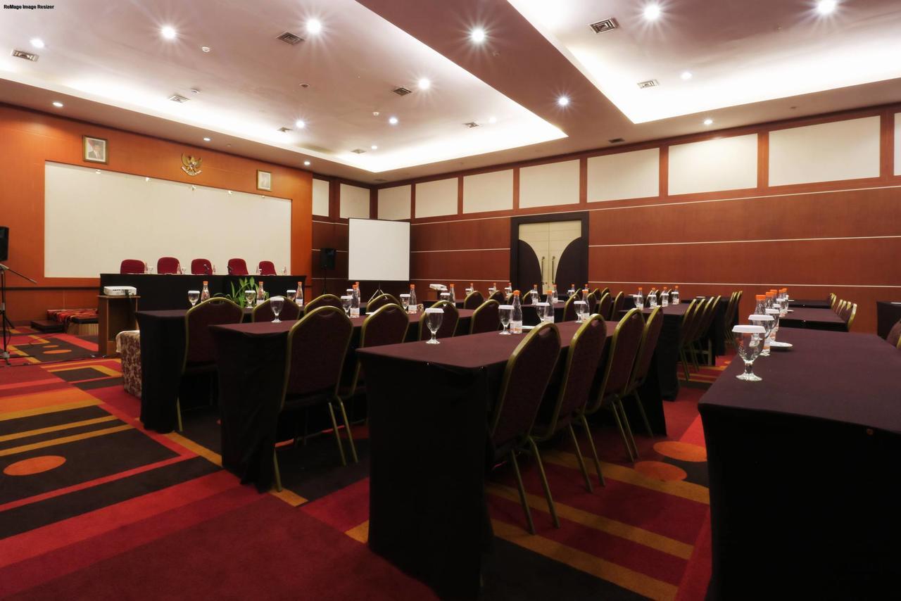 Sari Ater Kamboti Hotel Bandung Exterior foto