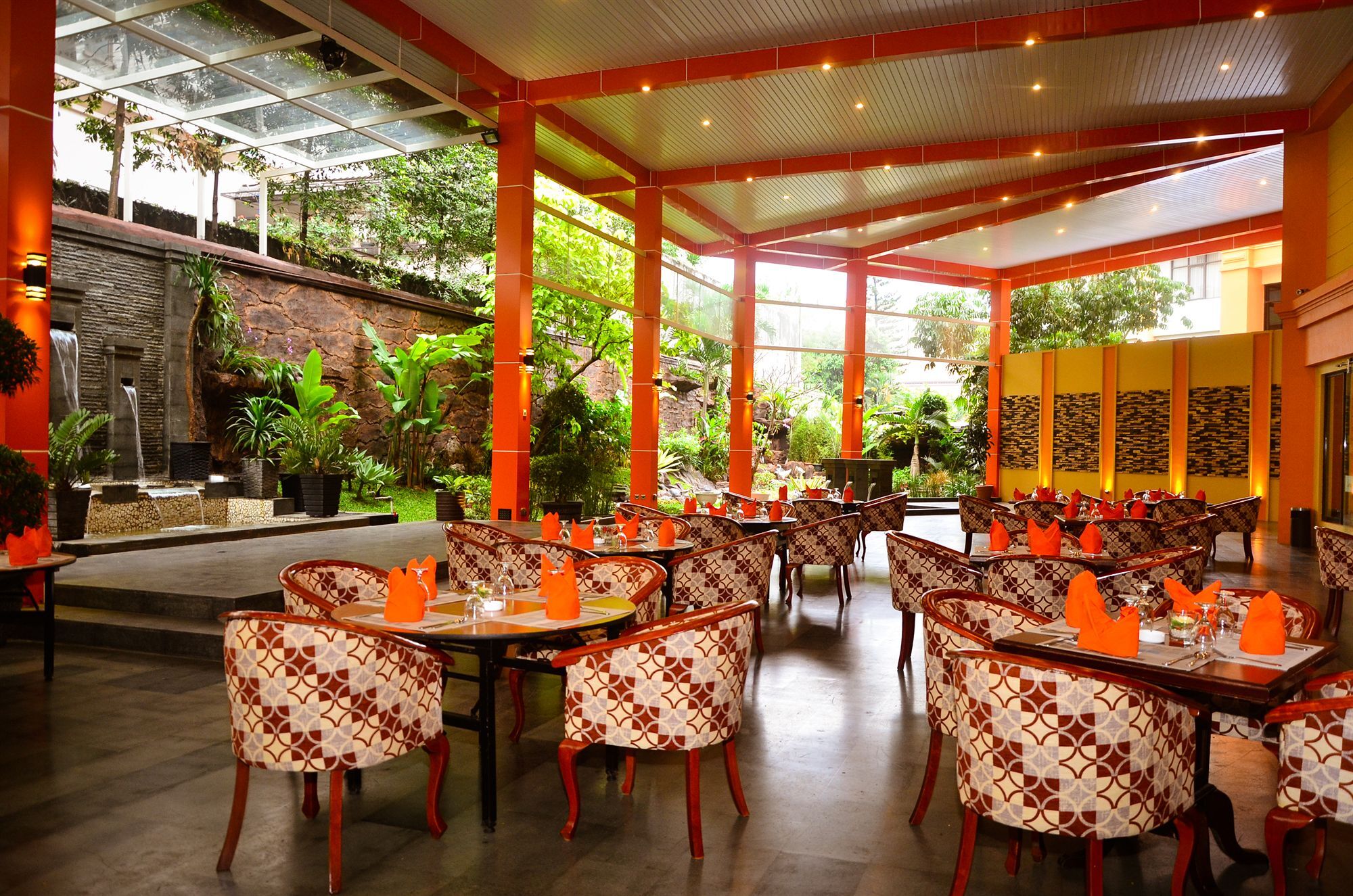 Sari Ater Kamboti Hotel Bandung Exterior foto