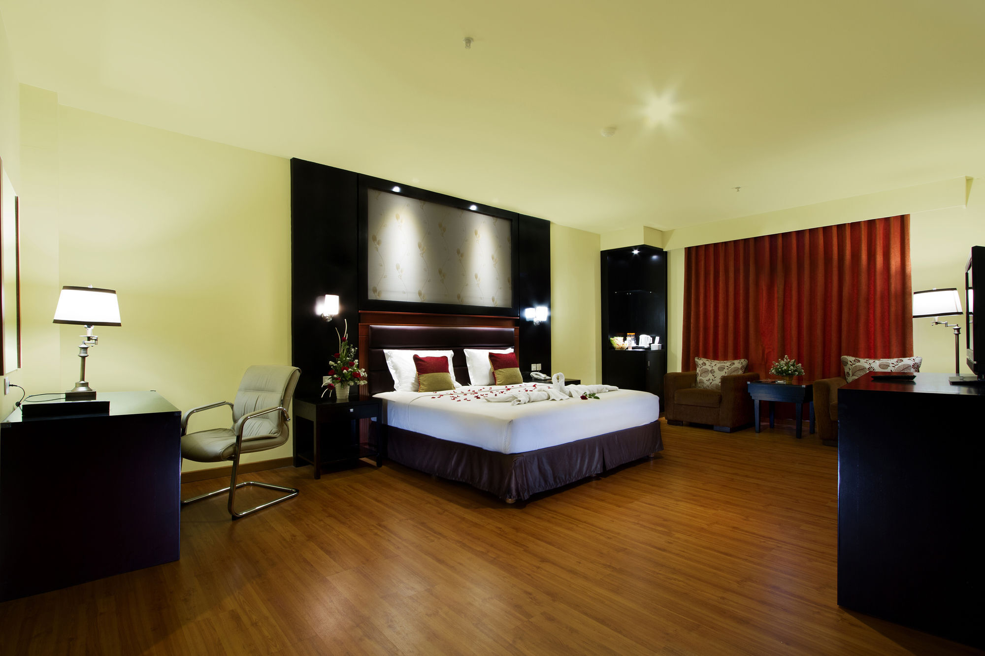 Sari Ater Kamboti Hotel Bandung Exterior foto
